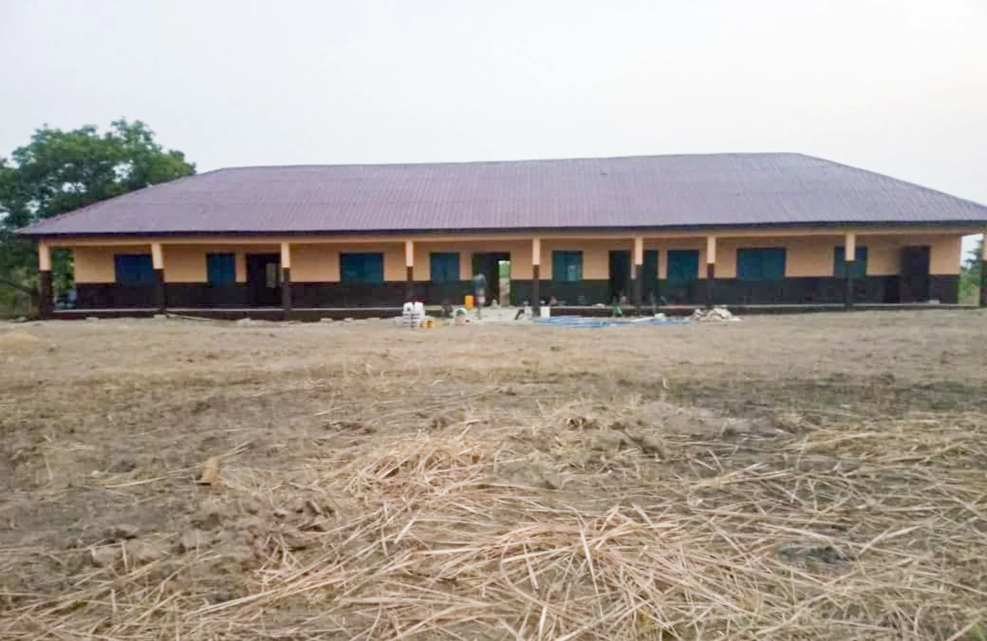 Wide view of the Donkorkrom classroom block