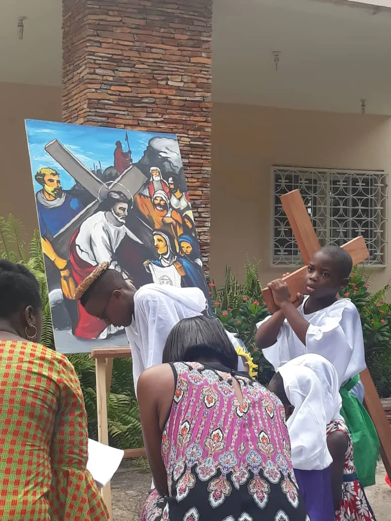 Participants reflecting before a painted station